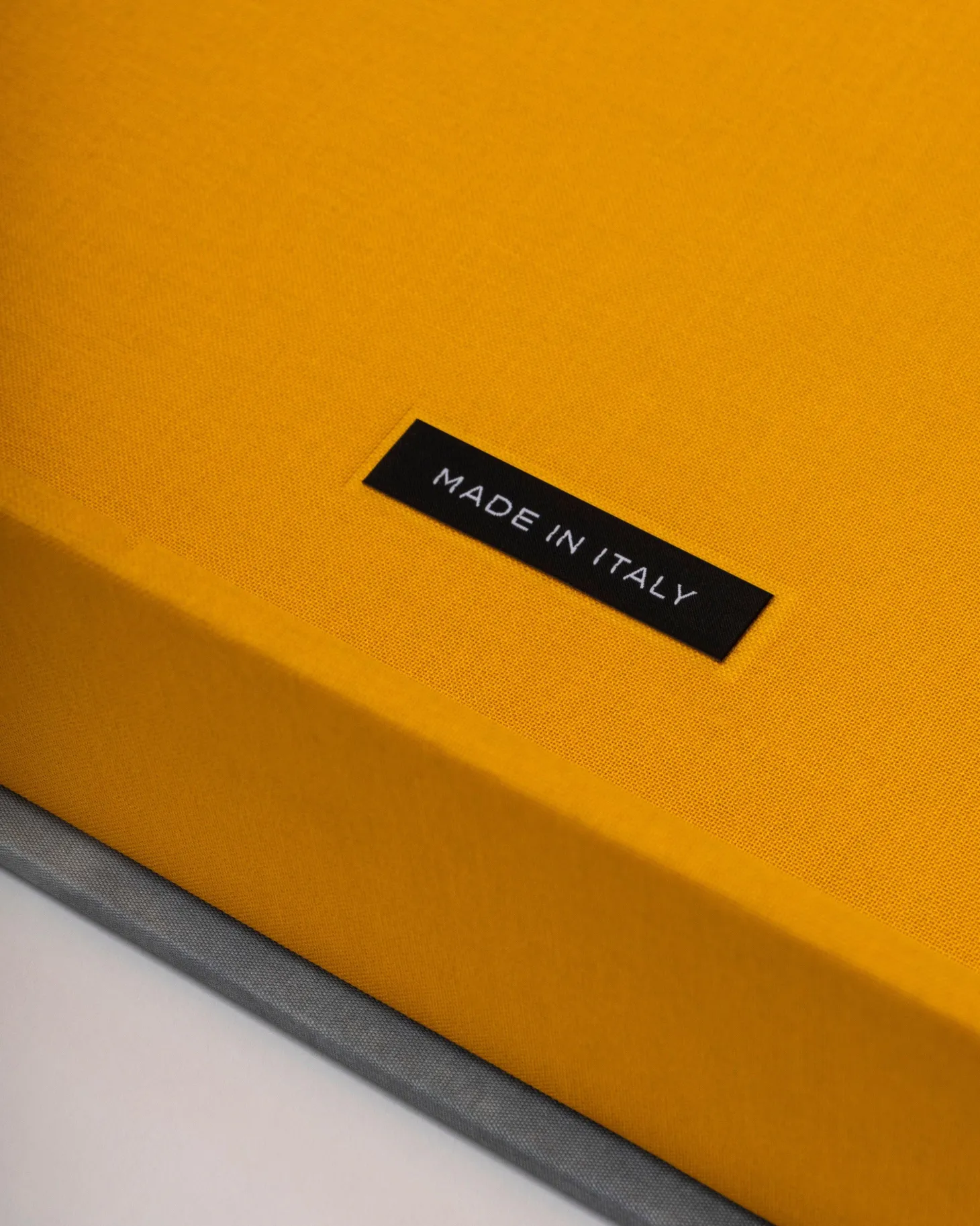 ASSOULINE Iconic Brands|Fashion|Louis Vuitton: Virgil Abloh (Ultimate Edition)