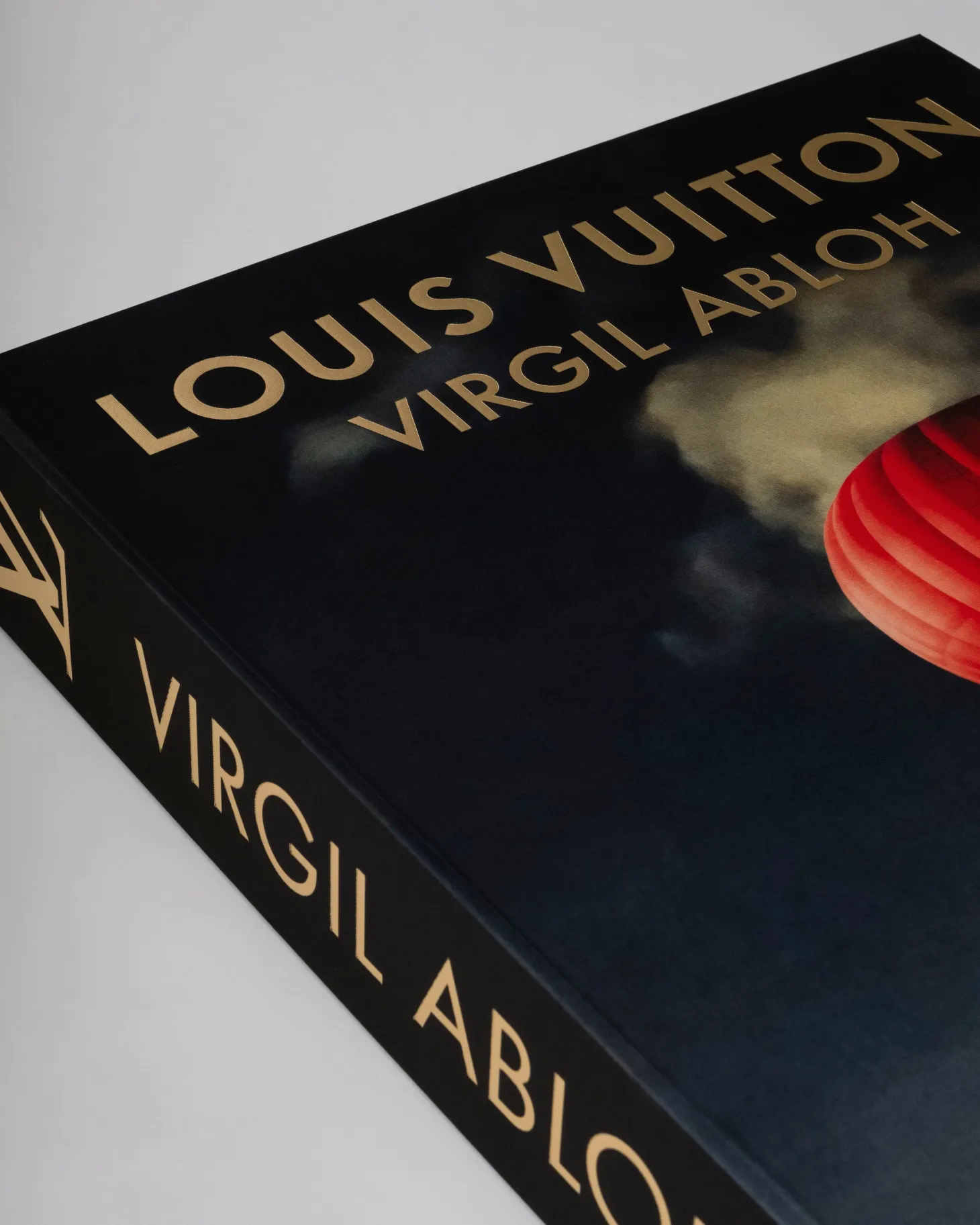 ASSOULINE Iconic Brands|Fashion|Louis Vuitton: Virgil Abloh (Ultimate Edition)